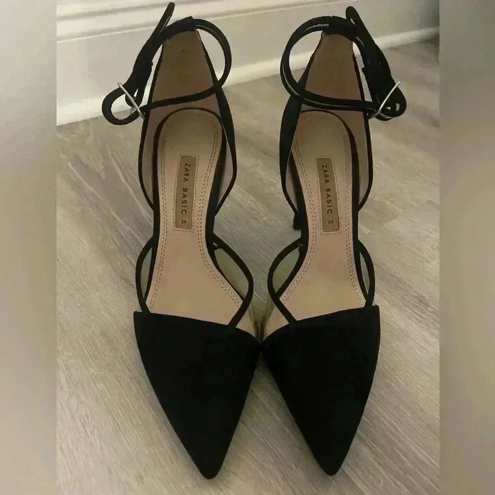 Zara Black Pumps Basic Style 8.5 - image 5